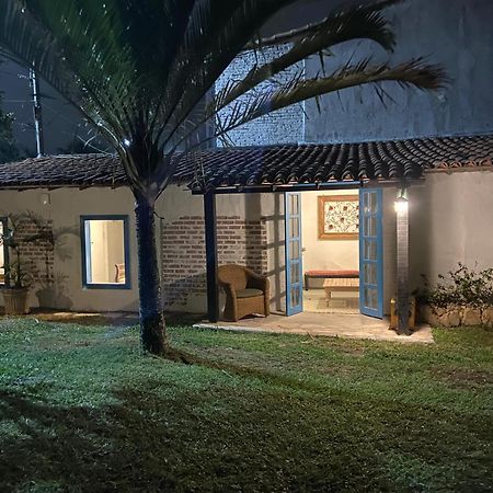 Peixe Crew Manguinhos Bed & Breakfast Armacao dos Buzios ภายนอก รูปภาพ