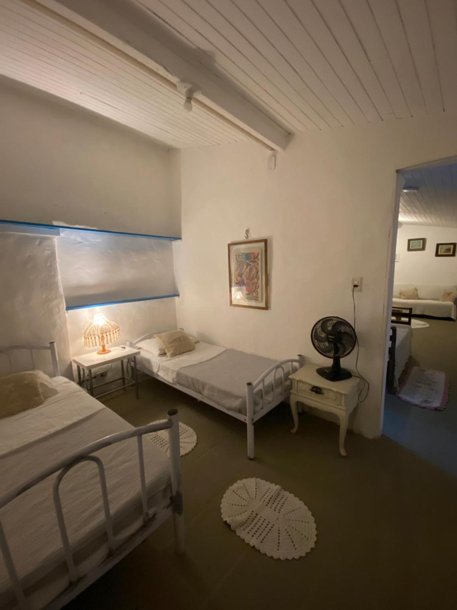 Peixe Crew Manguinhos Bed & Breakfast Armacao dos Buzios ภายนอก รูปภาพ